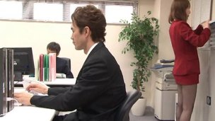Nothing in the world pleases Yui like having coarse sex at the office!