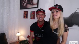 Hardcore Doggystyle Cumshot Anal Pornostar Deep Gesichtsbehandlung Nahaufnahme Lange Haare Grosse Titten