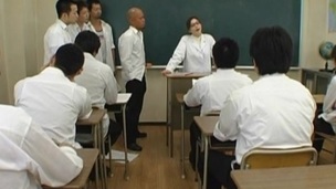 Yuki Tsukamoto?s In The Middle Of A Teacher Group sex